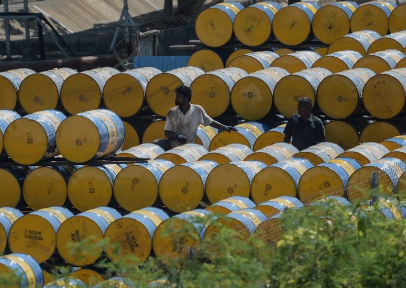 Zapad bjesni na Indiju jer kupuju rusku naftu, oni im odbrusili: 'Radimo vam uslugu'