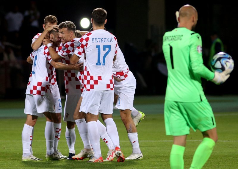 Razigrani Vatreni upisali nova tri boda za prvo mjesto u skupini! Kramarić presudio Armeniji