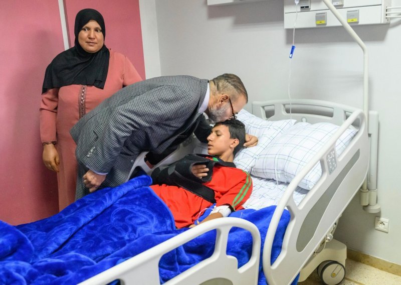 Marokanski kralj Muhamed VI. posjetio ozlijeđene u potresu