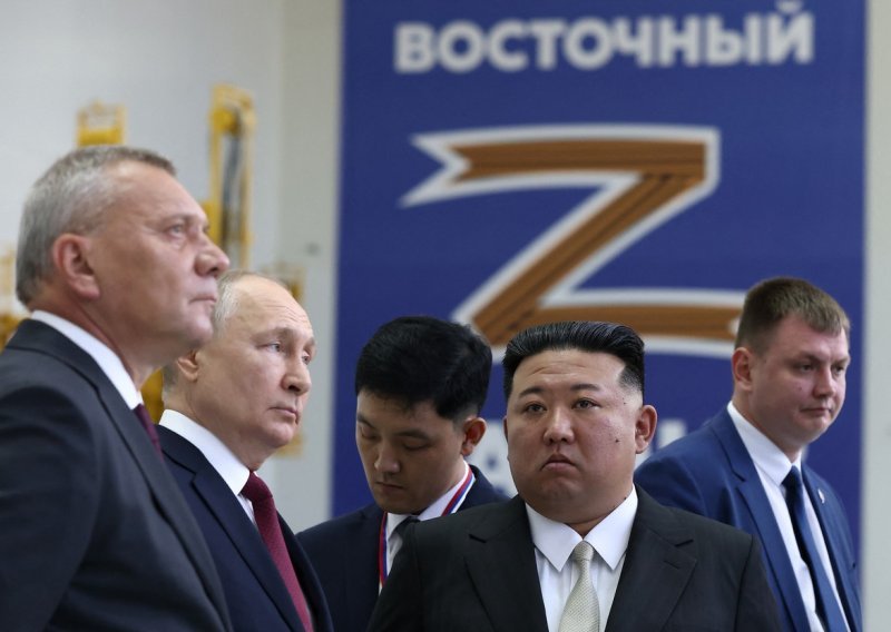 Putin i Kim razgovarali o Ukrajini i satelitima, jeli ruske raviole i jesetru