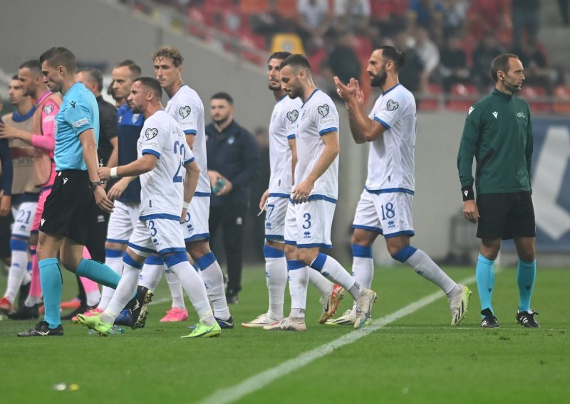 Igrač Kosova jednim je potezom naljutio tisuće Rumunja i Srba; a zna se i razlog