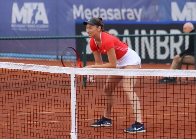 Mlada Dubrovkinja Lucija Ćirić-Bagarić izborila četvrtfinale na turniru u Ljubljani