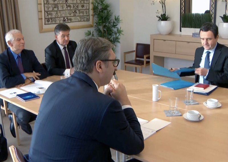 Vučić i Kurti u Bruxellesu razgovaraju o normalizaciji odnosa