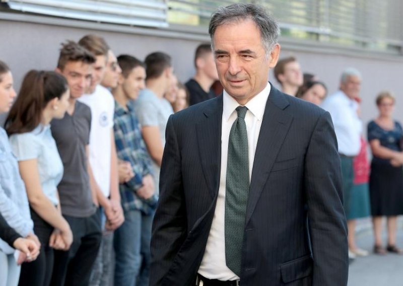 Pupovac odgovorio na optužbe za sukob interesa