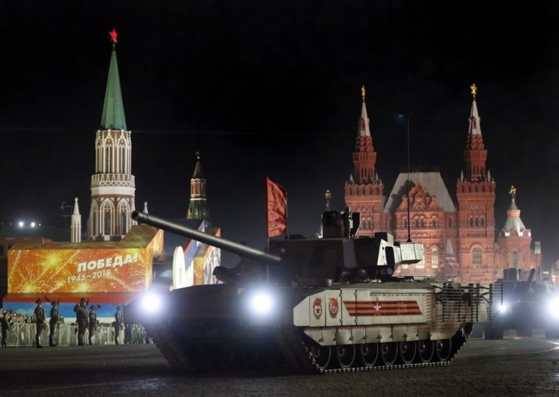 Najavljivan je kao ruski supertenk, ali T-14 je povučen iz Ukrajine, ovo su razlozi