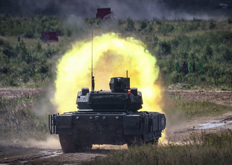 Rusi svaki dan gube gotovo tisuću vojnika, a sad odustaju i od tenka T-14 jer je - preskup