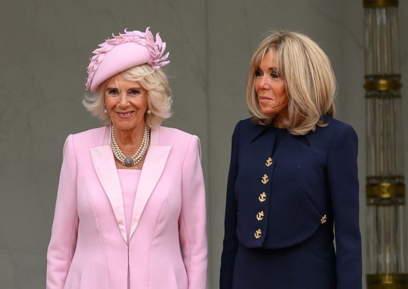 Kraljica Camilla nije baš žena od stila, no zato je Brigitte Macron modna kraljica