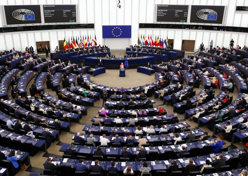 Utvrđen broj zastupnika EP-a u sljedećem sazivu, evo tko dobiva dodatne parlamentarce