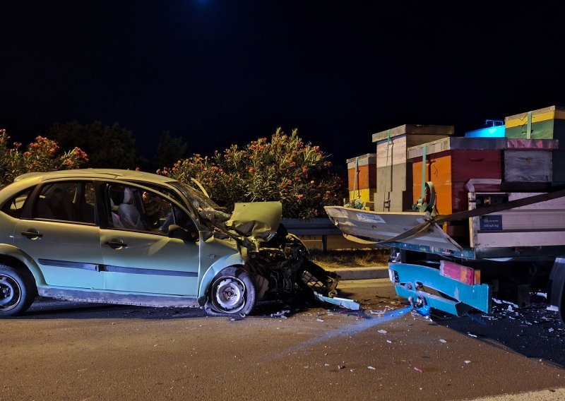 U sudaru kamiona i automobila u Kaštel Sućurcu ozlijeđena jedna osoba