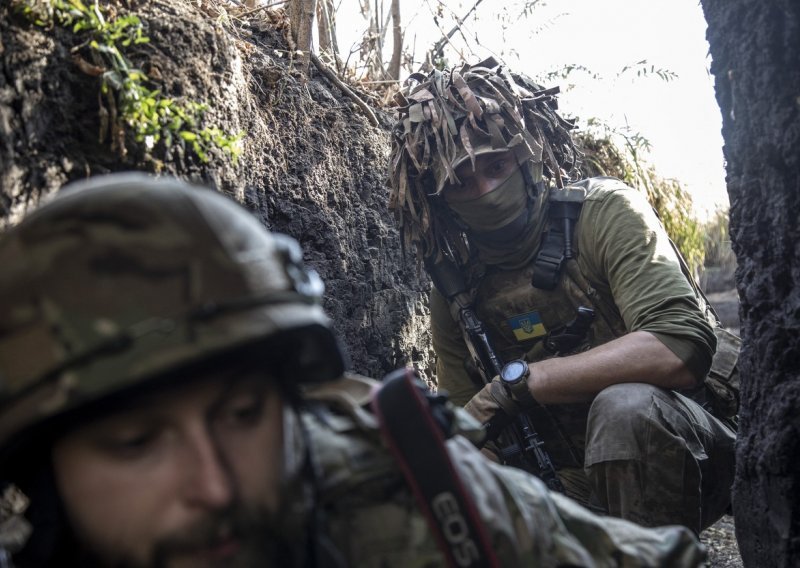 Ukrajinci bi bili u gorem položaju da slijepo slijede američku vojnu doktrinu