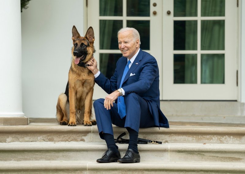 Bidenov pas Commander ugrizao još jednog agenta Tajne službe, ovo mu je 11. put