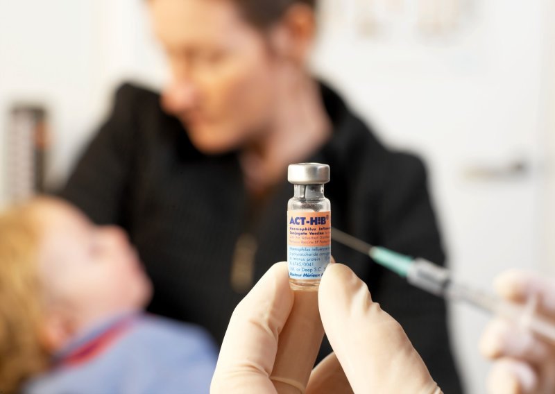 Hripavac i covid pune splitsku bolnicu, liječnici apeliraju na cijepljenje djece