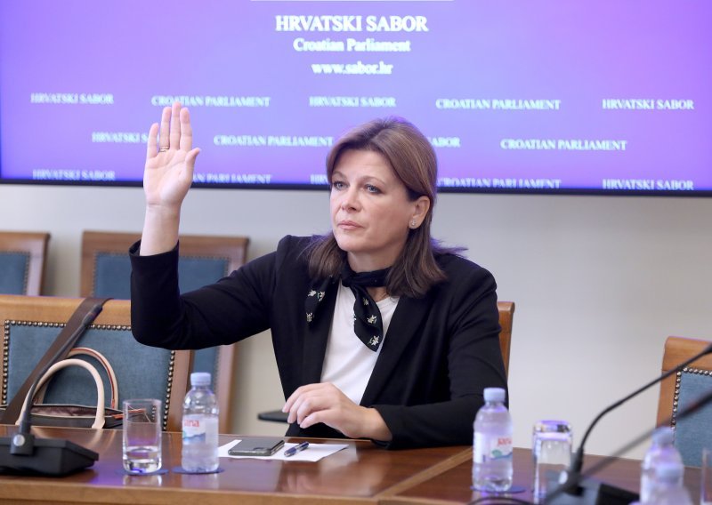 Odbor za medije prihvatio izvješća o radu HRT-a, prokomentiran 'incidentni' nastup Vidović Krišto