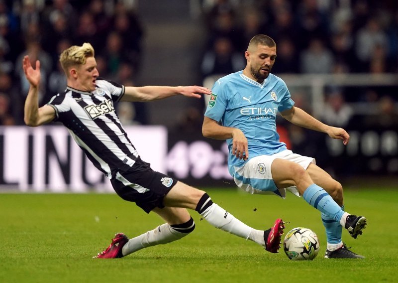 Newcastle iz Liga kupa izbacio Manchester City s dvojicom Hrvata u prvih 11