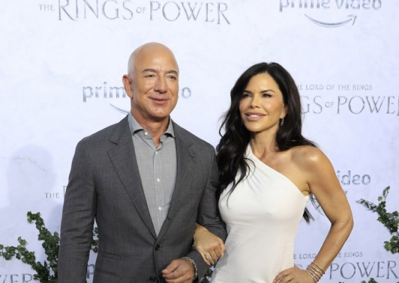 Lauren Sanchez pokazala kako Bezos provodi vrijeme između svih sastanaka