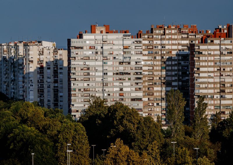 Lani 13 posto manje kupoprodaja nekretnina, vrijednost transakcija veća 6,3 posto