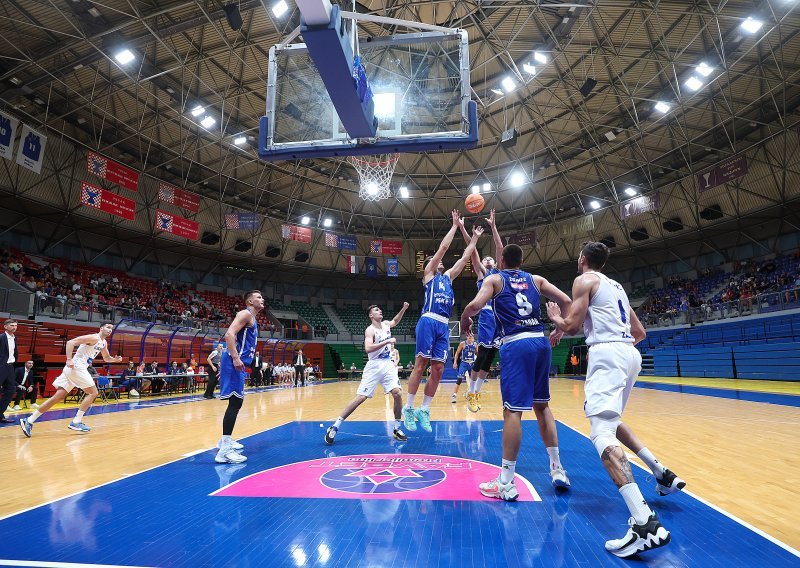 Zadar se lako obračunao s nemoćnom Cibonom i slavio s 18 koševa razlike