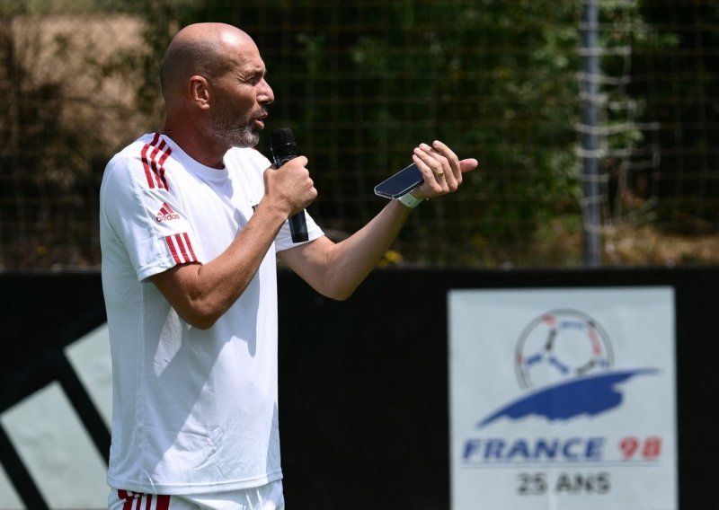 Zidane preuzima bivšeg europskog prvaka, a za pojačanja dobiva 300 milijuna eura