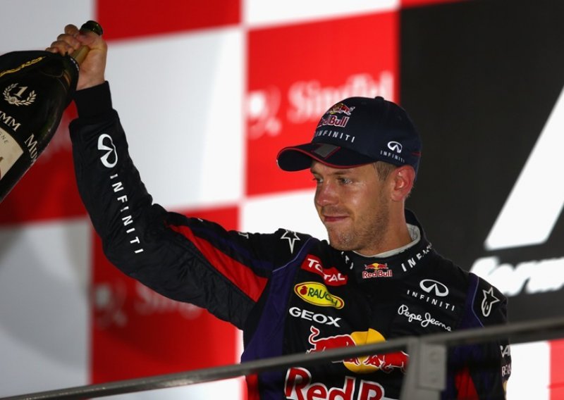 Mrzitelji Vettela priznali poraz i pognuli glave