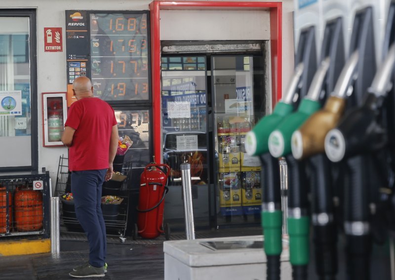 Cijene goriva: Dobre vijesti za vozače benzinaca, manje sreće za vlasnike dizelaša