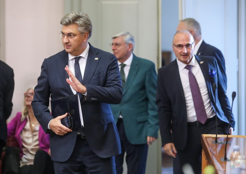 Plenković oporbi: Odbit ćemo inicijativu, ništa mi nećete diktirati