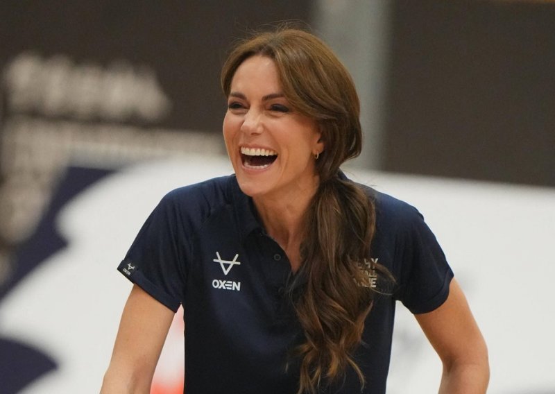 Ovo je potez dostojan buduće kraljice: Kate Middleton osvojila srce nacije