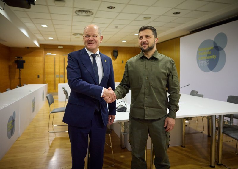 Scholz se susreo sa Zelenskim u Španjolskoj; razgovarali su o jednoj stvari