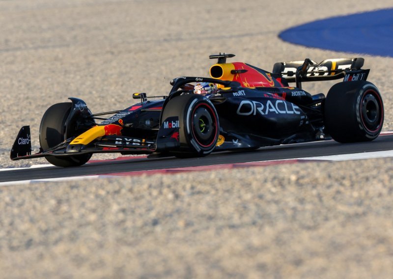 Max Verstappen najbrži u pustinjskim kvalifikacijama za Veliku nagradu Katra