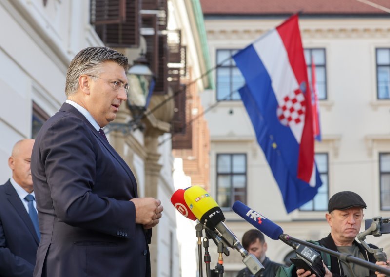 Plenković: To je Milanovićeva lijenost, poklonit ću mu tintu i nalivpero