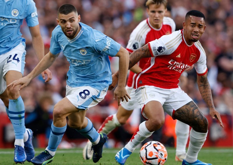 Arsenal u velikom derbiju pobijedio Manchester City, Liverpool ispustio pobjedu