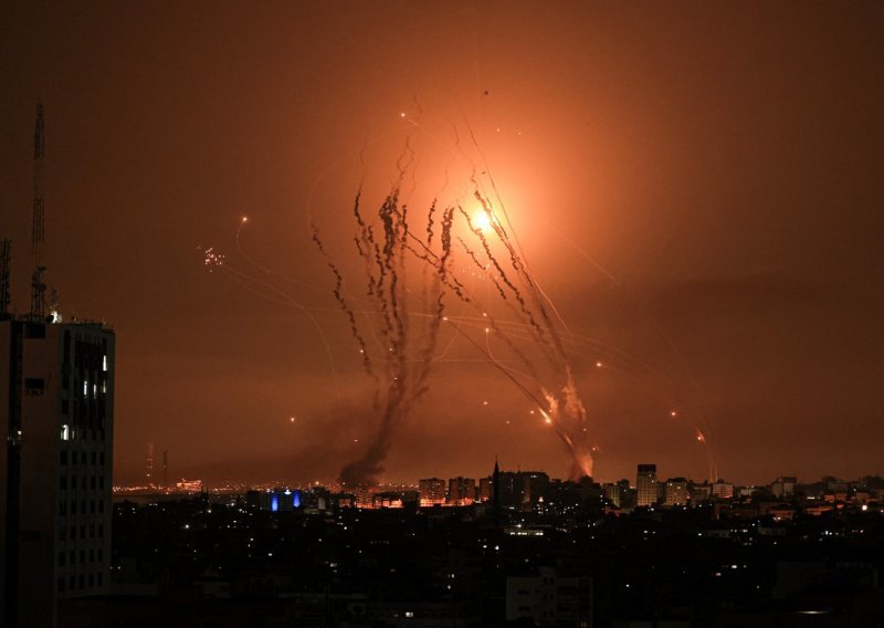Zasuti kišom raketa: Zašto je zakazala izraelska Željezna kupola