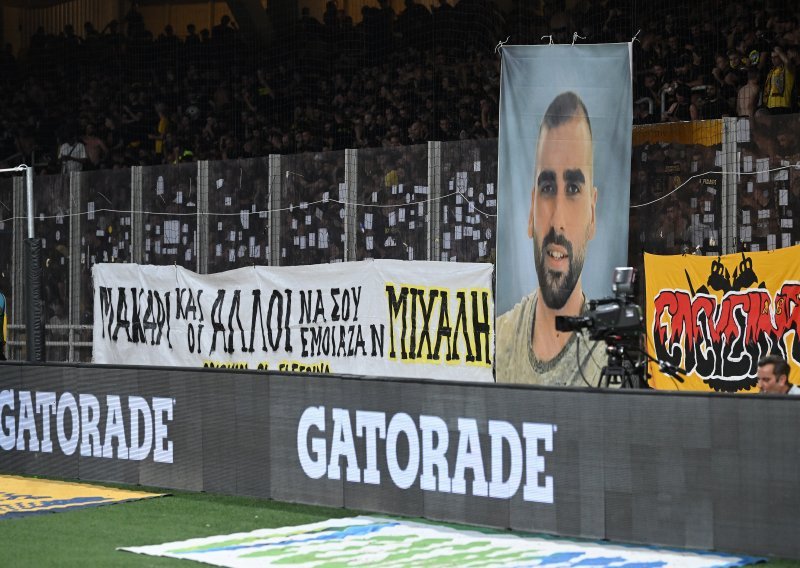 Po Zagrebu trčao s AEK-ovom zastavom i u majici s likom ubijenog Grka