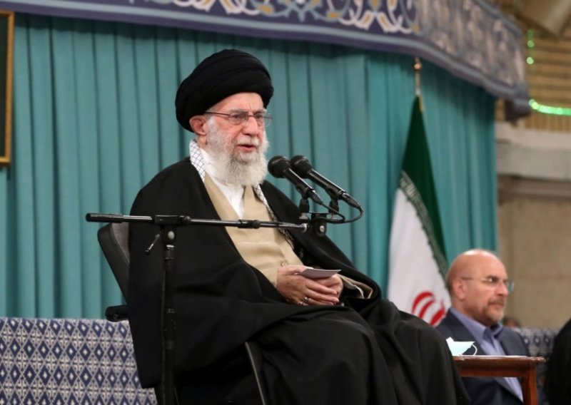 Hamenei: Teheran ne stoji iza napada Hamasa na Izrael