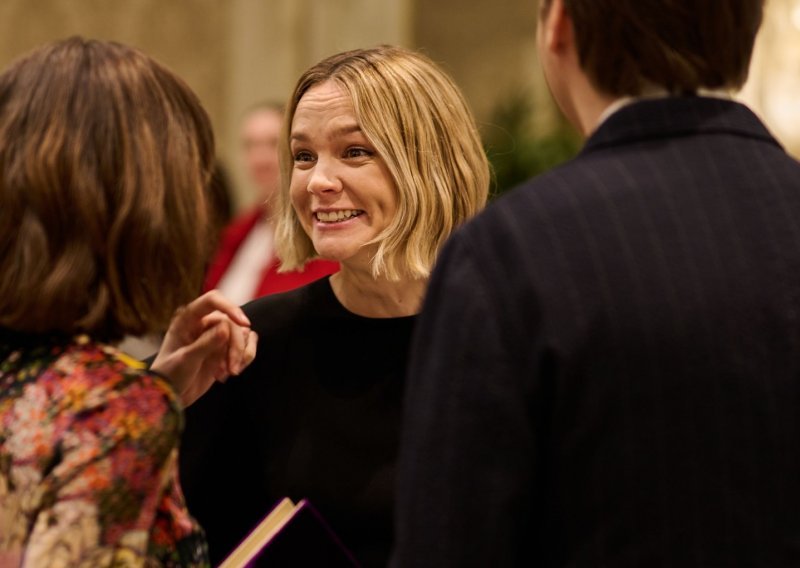 Sretnu vijest čuvali su za sebe: Carey Mulligan rodila treće dijete