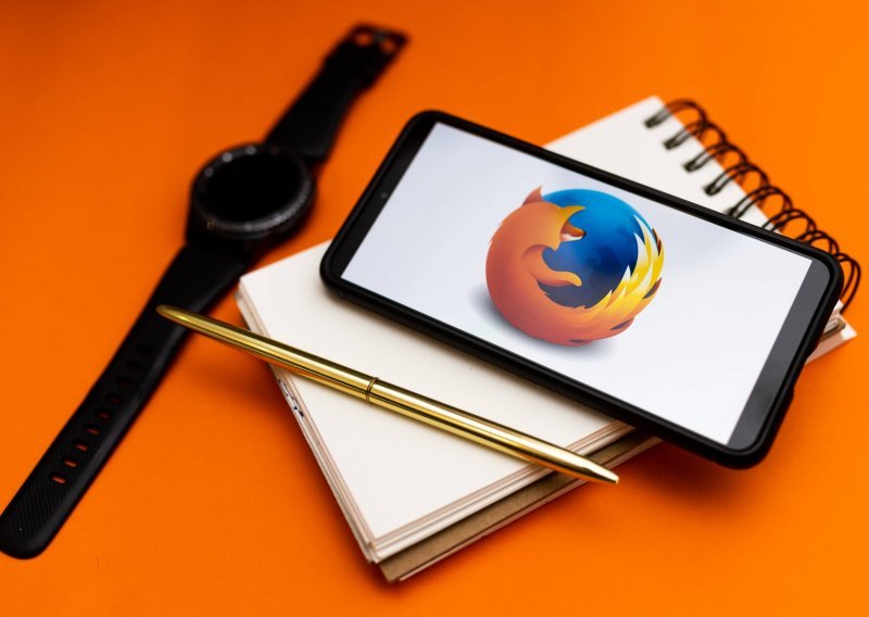 Novi alat: Mozilla staje na kraj lažnim internetskim recenzijama?
