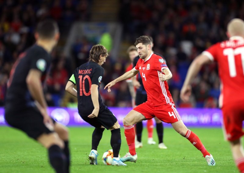 Wales se za Hrvatsku 'zagrijavao' protiv slabašnog Gibraltara