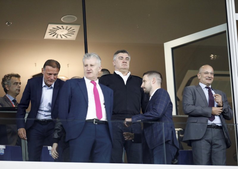 Milanović i Jandroković uz Šukera na utakmici, pogledajte tko je još došao
