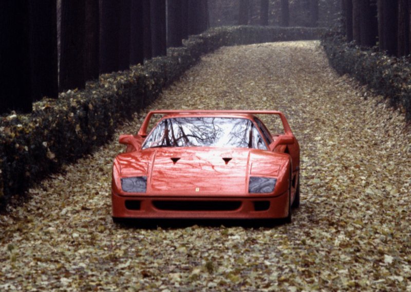Ferrari F40 danas ide u prodaju za 50 dolara, ali postoji velika kvaka