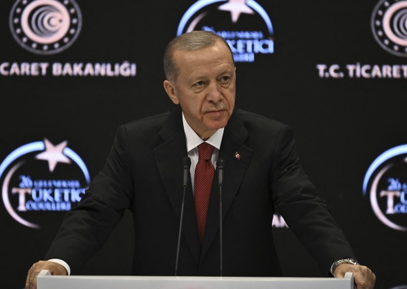 Turski predsjednik oduševljen pobjedom, odmah je nazvao kapetana...
