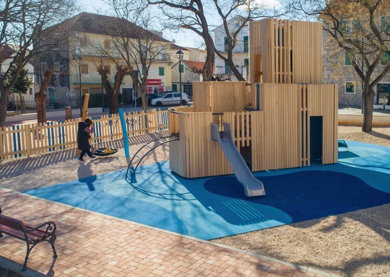 Hrvatski proizvođač dobio nagradu za dizajn igrališta, pogledajte kako izgleda