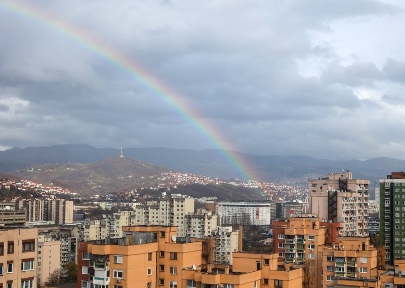 Pedesetak zastupnika iz zemalja članica EU podržalo otvaranje pregovora s BiH