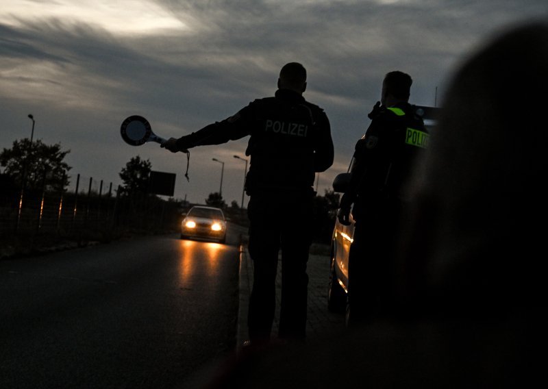 Njemačka uvodi kontrole i na granicama prema Poljskoj, Češkoj i Švicarskoj