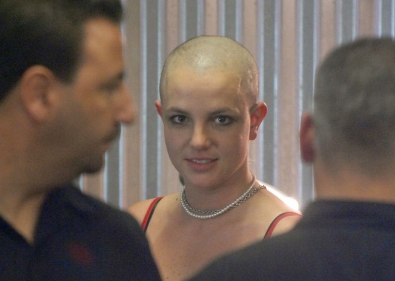 Britney Spears konačno otkrila zašto je obrijala glavu 2007.