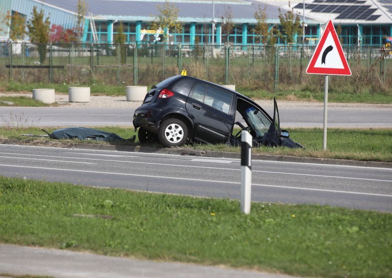 Pijan prešao na suprotnu stranu ceste i udario drugi auto, jedna osoba poginula