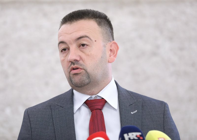 Pavliček: Zašto hrvatska diplomacija nije reagirala na spomenik Draži Mihailoviću?