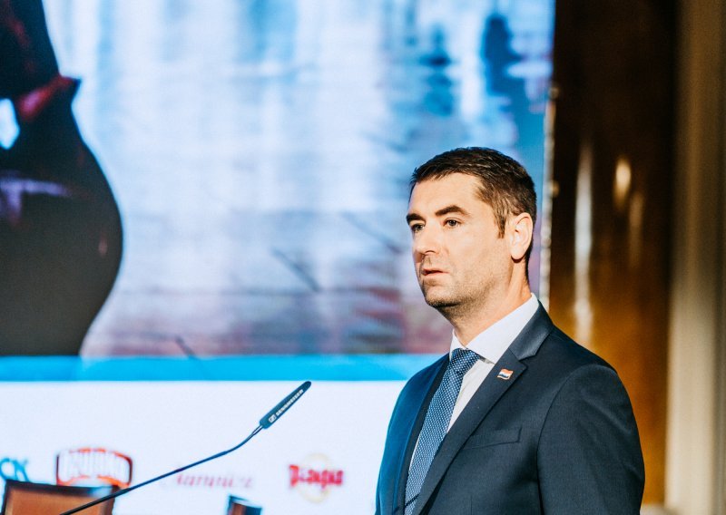 Ministarstvo: Tomašević odgovaran za operativno vođenje sustava gospodarenja otpadom