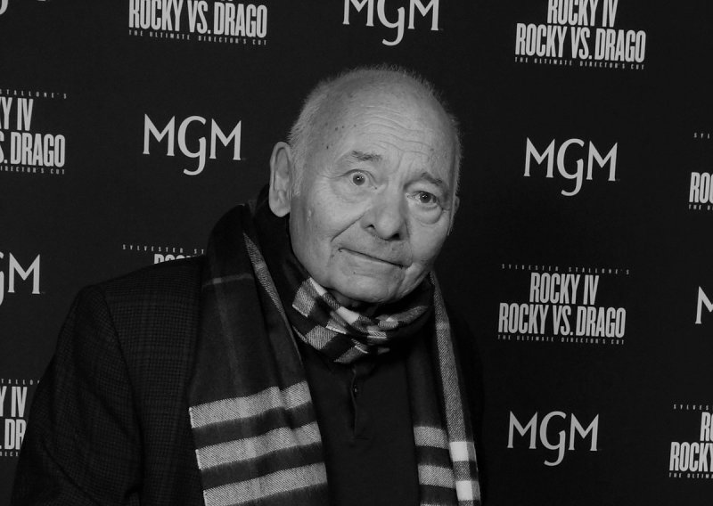 Preminuo Burt Young, kojeg pamtimo kao Rockyjevog pomoćnika, Stallone se oprostio od njega