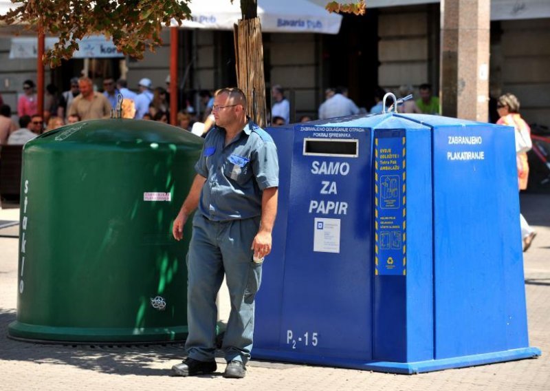 U Zagrebu se odvojeno prikupi 12 posto otpada, a u Grazu 60