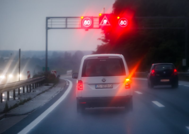 Zbog kiše se vozi otežano u većem dijelu zemlje