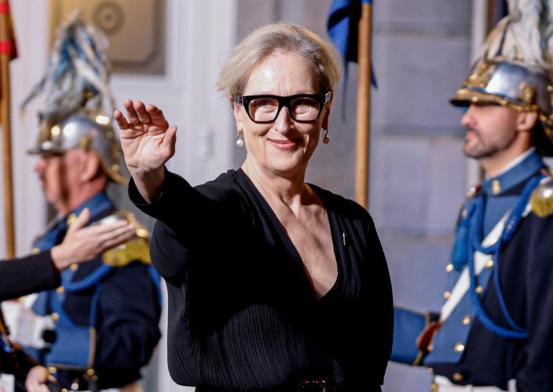 Meryl Streep prvi puta u javnosti od objave razvoda; vjenčani prsten još je tu...